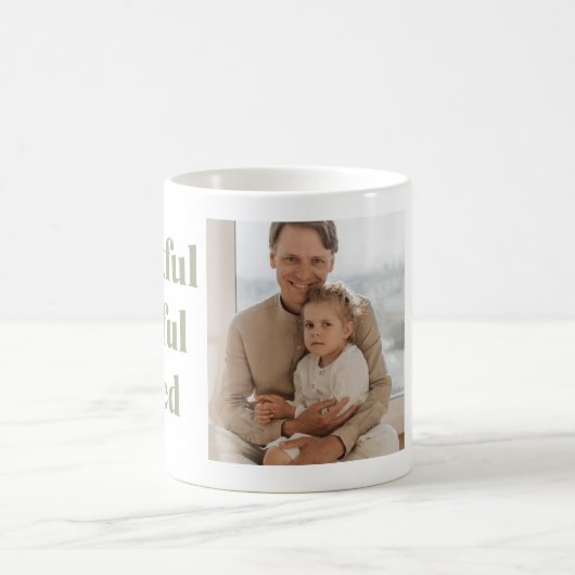 3枚のモダン写真をコラージュ |ハッピーサンクスギビング株式会社 コーヒーマグカップ (中央)