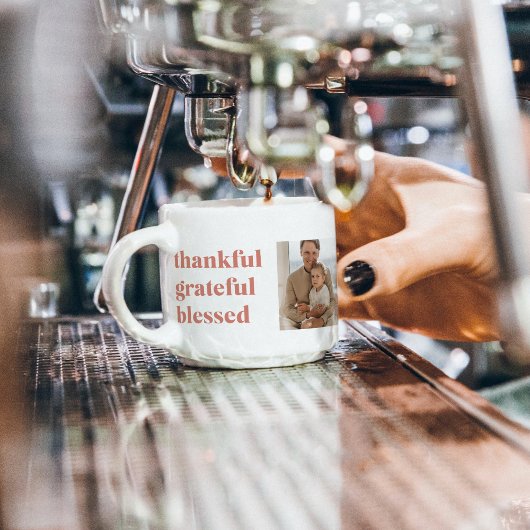 3枚のモダン写真をコラージュ | Happy Thanksgiving エスプレッソカップ
