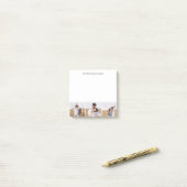 3枚の写真コラージュパーソナライズされた ポストイット (デスク上)