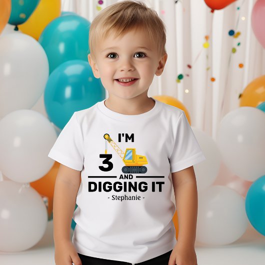 3歳で3歳の誕生日の男の子を掘る トドラーTシャツ