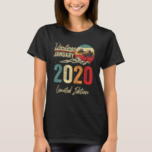 3歳の古いヴィンテージ2020年1月3日 Tシャツ