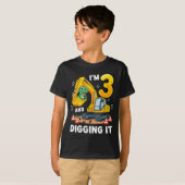 3歳の誕生日おめでとう 建設恐竜 少年 3歳 Tシャツ (正面フル)