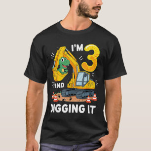 3歳の誕生日おめでとう 建設恐竜 男の子 3歳 Tシャツ