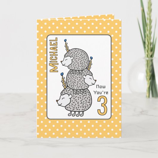 3歳の誕生日かわいい漫画グレイおもしろいヘッジホッグ カード (正面)