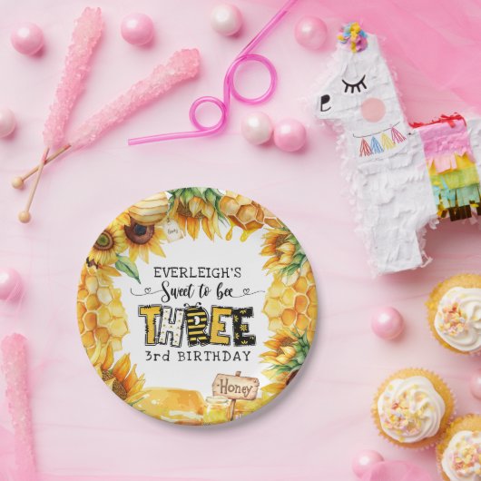 3歳の誕生日を迎えるなんて甘いフローラ ペーパープレート (パーティー)