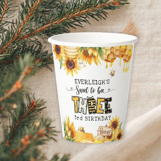 3歳の誕生日を迎えるなんて甘いフローラ 紙コップ