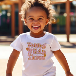 3歳の誕生日ヤング、ワイルド、三レトロ トドラーTシャツ