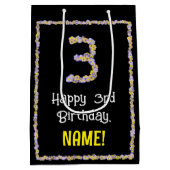 3歳の誕生日：フローラ花数，名前をカスタムする ミディアムペーパーバッグ (裏面)