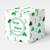 3歳はチャーム聖パトリックの日3回目の誕生日 フェイバーボックス (正面サイド)