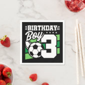 3歳サッカーパーティー3歳の誕生日ボーイ スタンダードカクテルナプキン (インサイチュ)