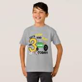 3歳目の誕生日-農場をテーマにしたトラクターパーティー Tシャツ (正面フル)