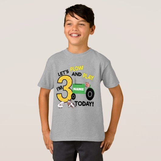 3歳目の誕生日-農場をテーマにしたトラクターパーティー Tシャツ (正面フル)