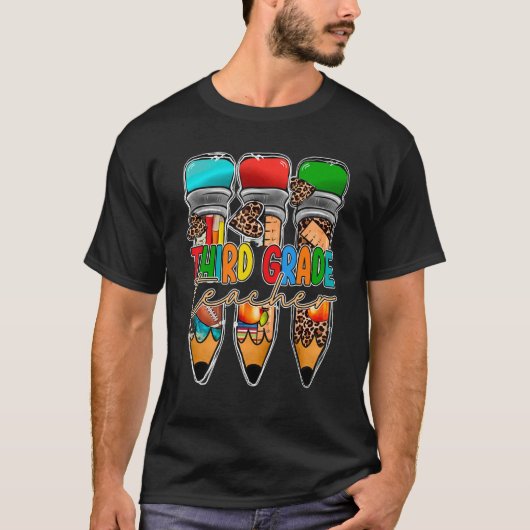 3級ヒョウ鉛筆3級先生バック Tシャツ (正面)