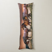 3頭の馬が海 ボディピロー (裏面 (縦))