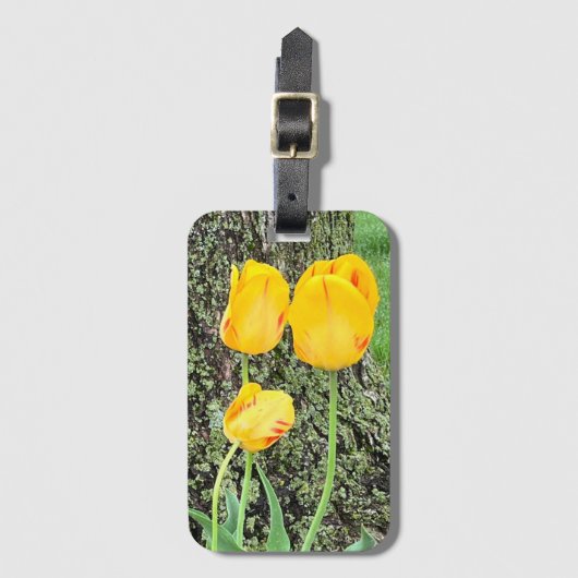 3黄色のチューリップ/ ラゲッジタグ (正面縦)