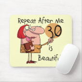 30は美しいTシャツおよびギフトです マウスパッド (マウス)