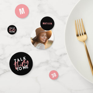 30を私に話しモダンて、ガーリータイポグラフィ誕生日コン コンフェッティ