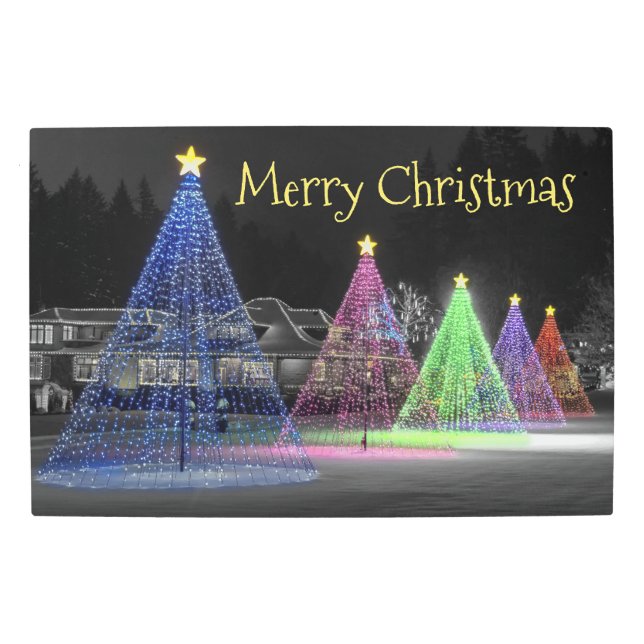 30インチx 20インチの照カラフル明クリスマスツリー メタルプリント (正面)