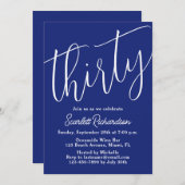 30スクリプモダントNavy Blue 30th Birthdayパーティー 招待状 (正面/裏面)