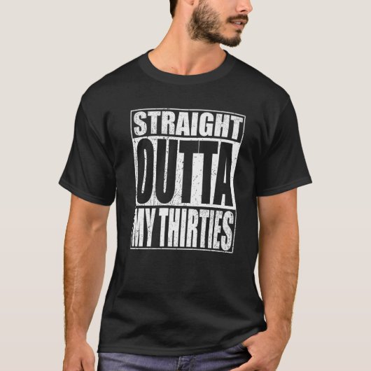 30代40歳のおもしろい誕生日のGif Tシャツ (正面)