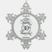 30周年記念結婚花バラロマンチック スノーフレークピューターオーナメント (正面)