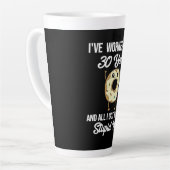 30年勤続記念日の感謝ギフト2トン カフェラテマグ (左アングル)