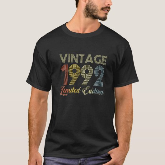30年間のヴィンテージ素晴らし1992年レトロ30位 Tシャツ (正面)