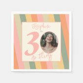 30歳とボホ気のあるそぶりをしたピンクフォト誕生日パーティー スタンダードカクテルナプキン (正面)