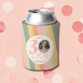 30歳とボホ気のあるそぶりをしたピンクフォト誕生日パーティー 缶クーラー