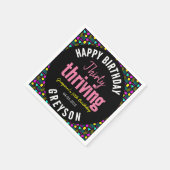30歳と繁栄するブラックとレトロ30歳の誕生日 スタンダードカクテルナプキン (角)