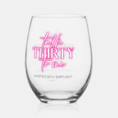 30歳の誕生日に30歳のネオンピンクのトーク ステムなしワイングラス (正面)
