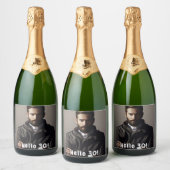 30歳の誕生日の写真こんにちは30人の男性 スパークリングワインラベル (ボトル)