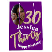 30歳の誕生日の写真フェイク金ゴールド紫 ミディアムペーパーバッグ (裏面)