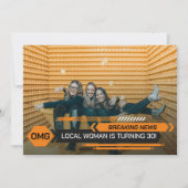 30歳の誕生日の女性のテレビ速報パーティー 招待状 (正面)