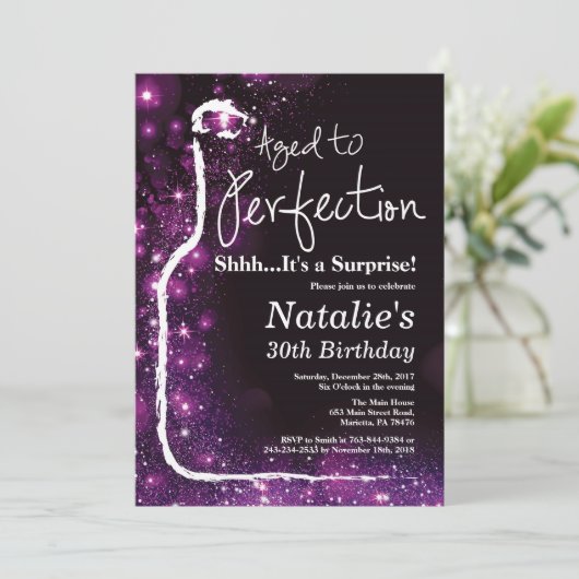 30歳の誕生日を迎える驚きのワインが完成 招待状 (スタンド正面)