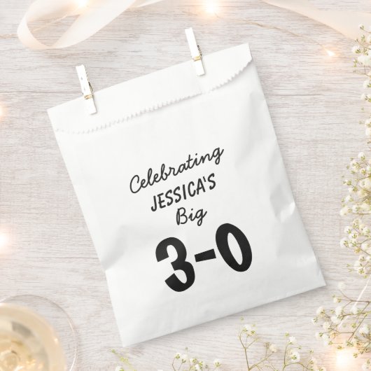 30歳の誕生日パーソナライズされたパーティー フェイバーバッグ (クリップ留めされた状態)
