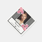 30歳の誕生日ブラックストライプフローラ写真 スタンダードカクテルナプキン (角)