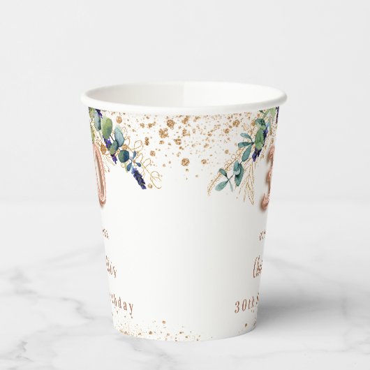 30歳の誕生日ユーカリの緑のグリッターモノグラム 紙コップ (左)