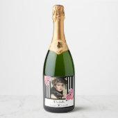 30歳の誕生日白黒ストライプ花写真 スパークリングワインラベル (正面)