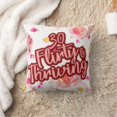 30歳の誕生日30気のあるそぶりをしたと繁栄するおもしろいピンク クッション (ブランケット)