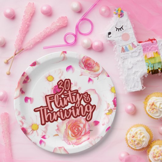30歳の誕生日30気のあるそぶりをしたと繁栄するおもしろいピンク ペーパープレート (パーティー)