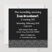 30歳の誕生日 ブラック＆ホワイトのパターン 男性用 招待状 (裏面)