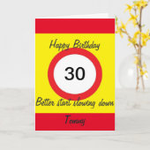 30歳の道路標識速度制限カード、名前を前に追加 カード (黄色い花)