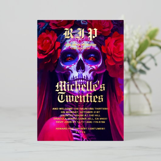 30歳モダン誕生日ハロウィンレッドローズレディスカル 箔招待状 (立ち正面)