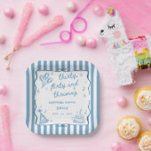 30歳描の気のあるそぶりをした誕生日を祝う ペーパープレート (パーティー)