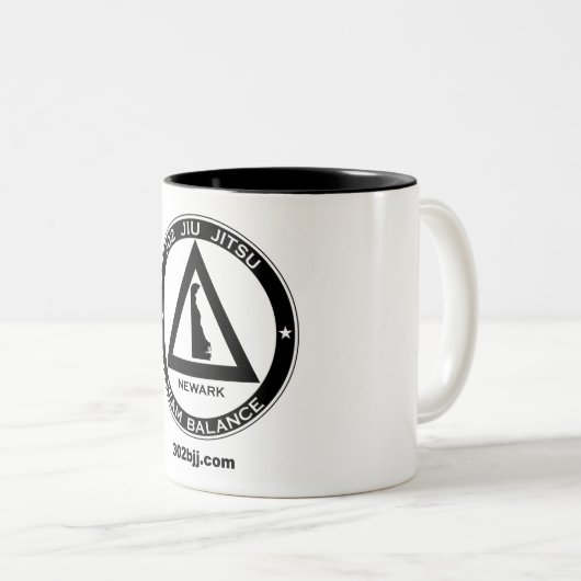 302 Jiu Jitsuのロゴのマグ ツートーンマグカップ (正面右)