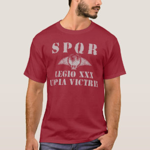 30 Trajanの第30勝利軍隊-ローマのワシ Tシャツ