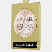 30thエレガントパールの結婚記念日お祝い ゴールドプレートバナーオーナメント (左)