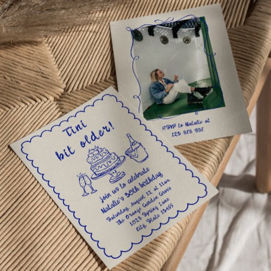 30thブルーハンド描きシャンパンケーキ誕生日写真 招待状