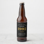 30th誕生日の名前1992ブラック金ゴールドシック ビールラベル (正面)